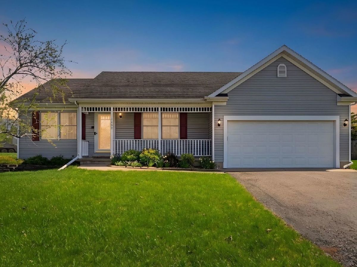  For Sale Sycamore Illinois, 1730 Pebblewood Court