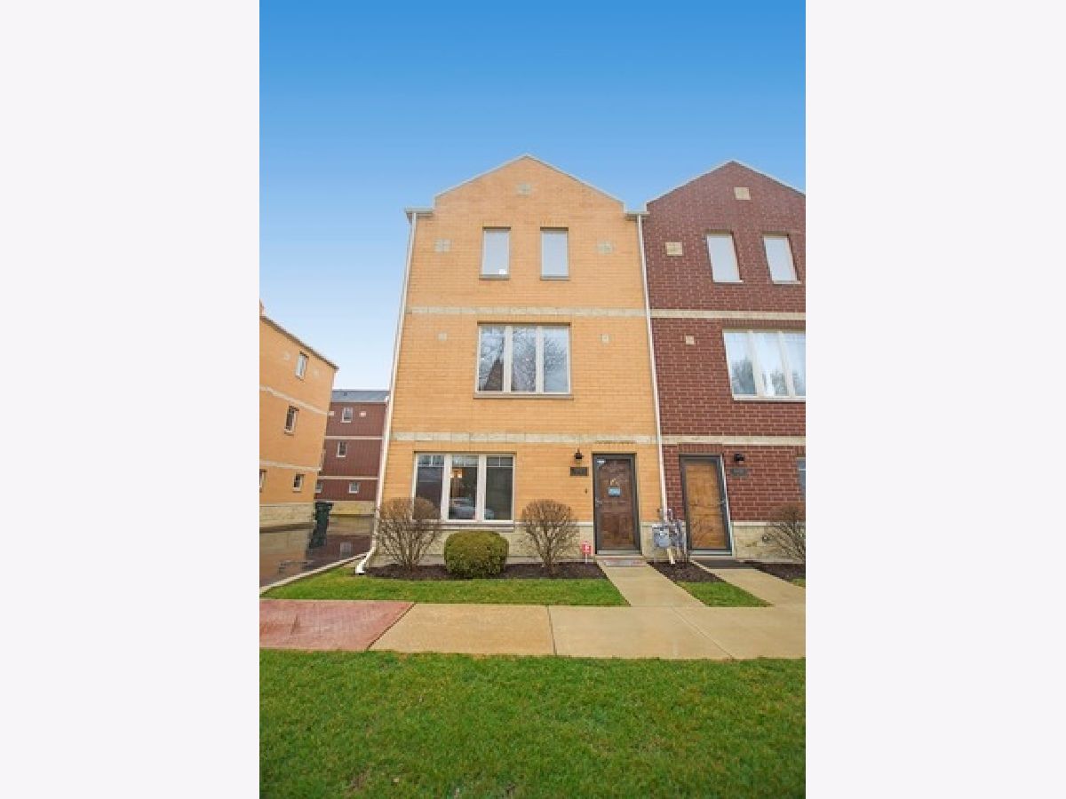  For Rent Brookfield Illinois, 8900 31st