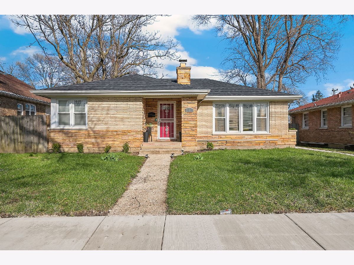 For Sale Harvey Illinois, 15811 Marshfield Avenue