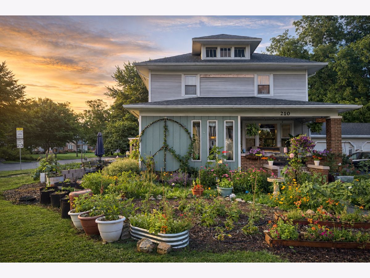  For Sale Mendota Illinois, 210 6th Street