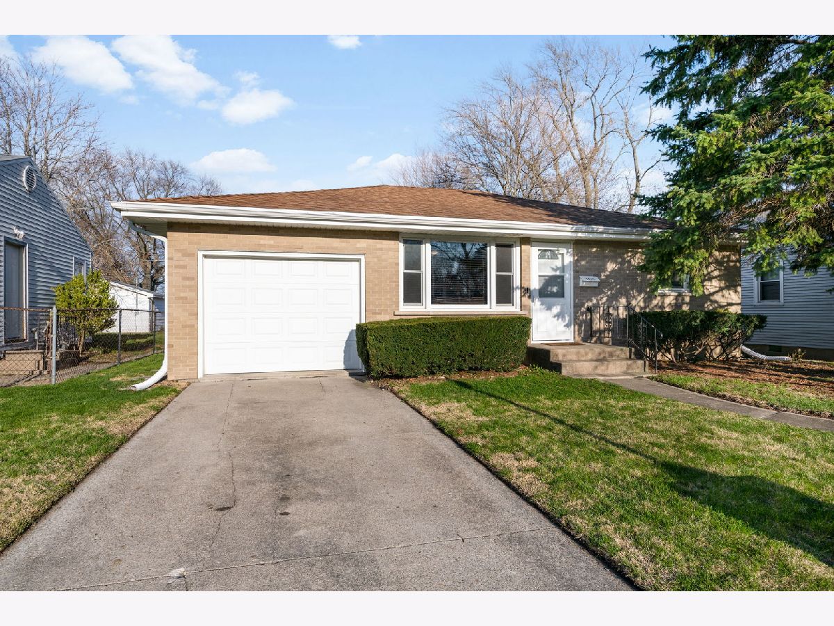  For Sale Kankakee Illinois, 1532 5th Avenue