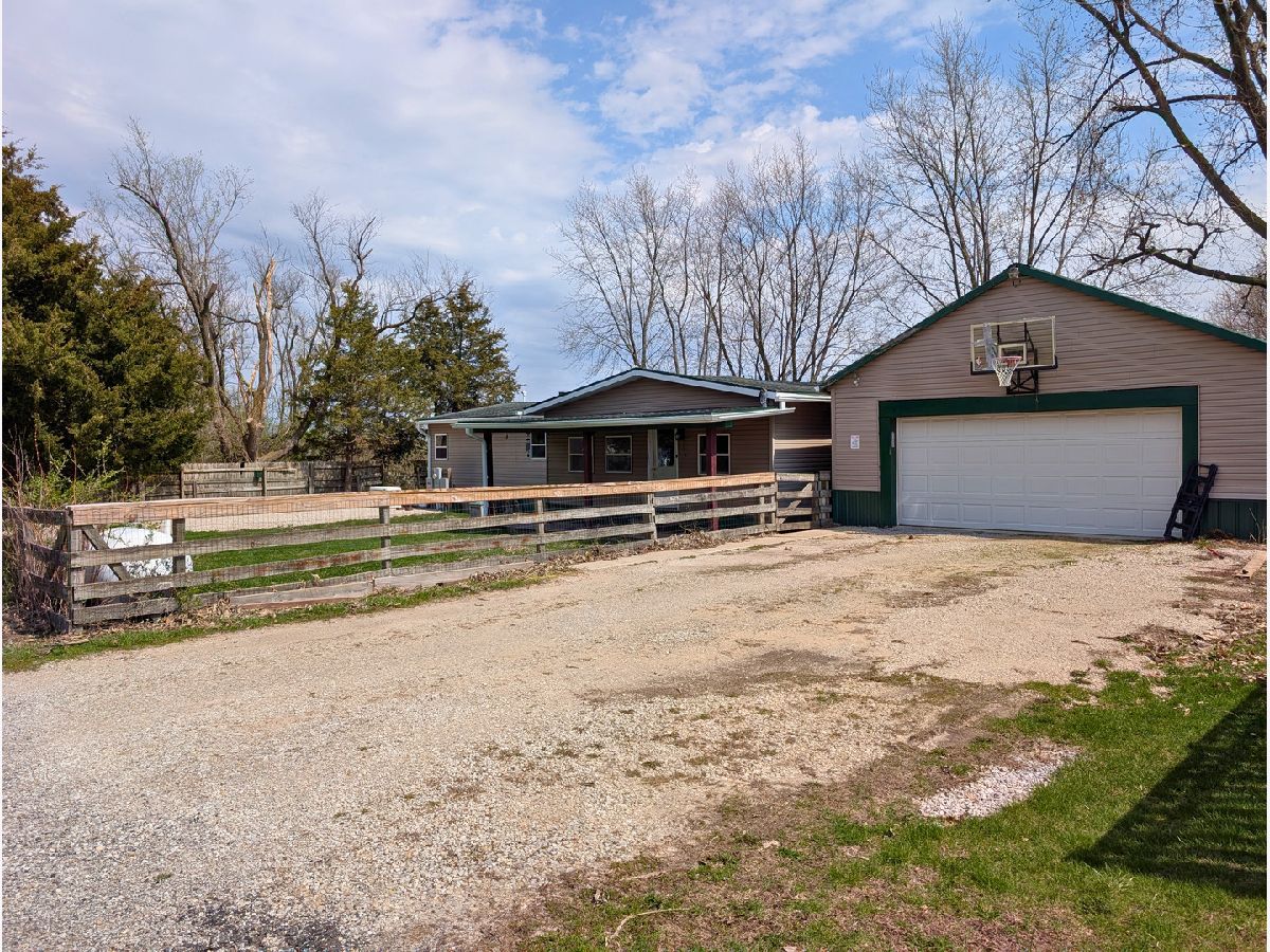  For Sale Marseilles Illinois, 2434 2350th Road