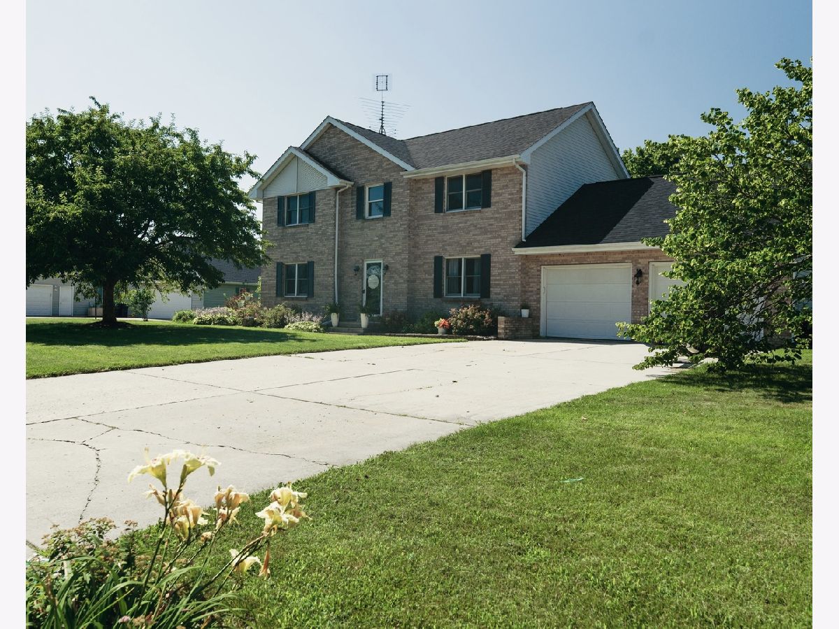  For Sale Lasalle Illinois, 45 Oak Ridge Drive