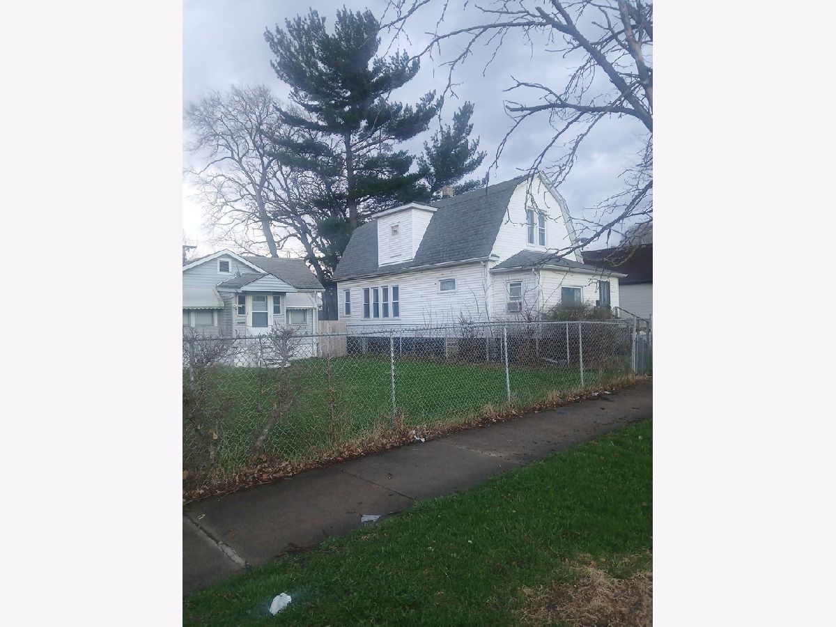  For Sale Chicago Illinois, 12417 Wentworth Avenue