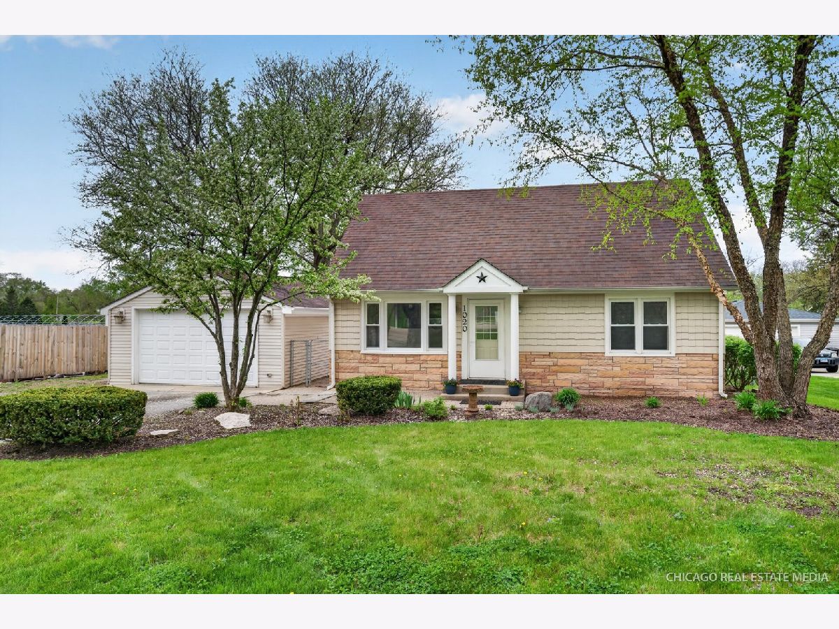  For Sale South Elgin Illinois, 1020 Center Drive