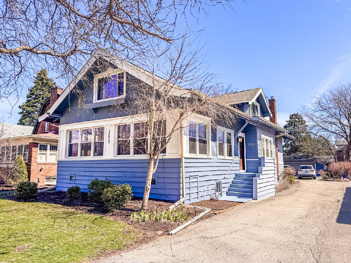 Homes & Condos & Townhomes Sold Silk Stocking Des Plaines Illinois, 1213 Prairie