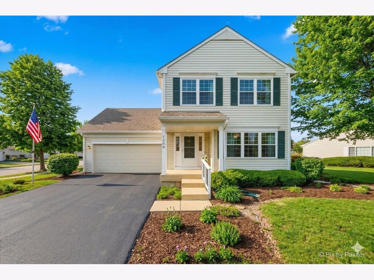 Townhomes & Homes For Sale Fox Hill Yorkville Illinois, 1368 Chestnut Lane