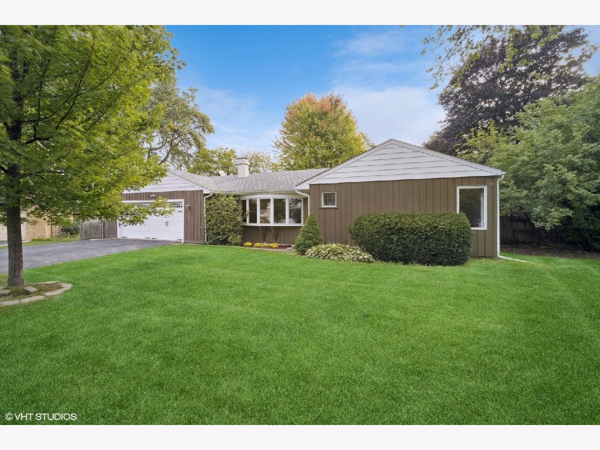  For Sale Glenview Illinois, 1720 Longvalley Road