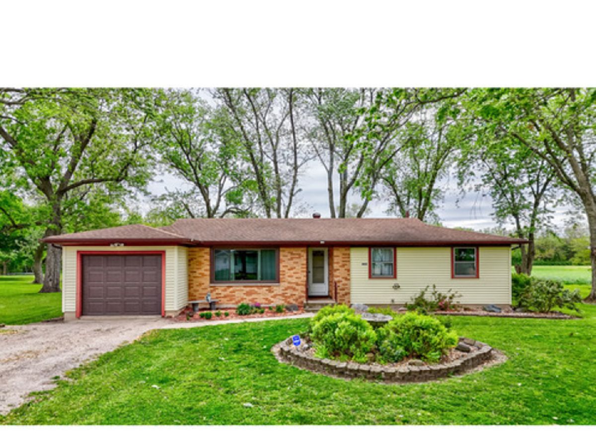  For Sale Streator Illinois, 1907 Coalville Road