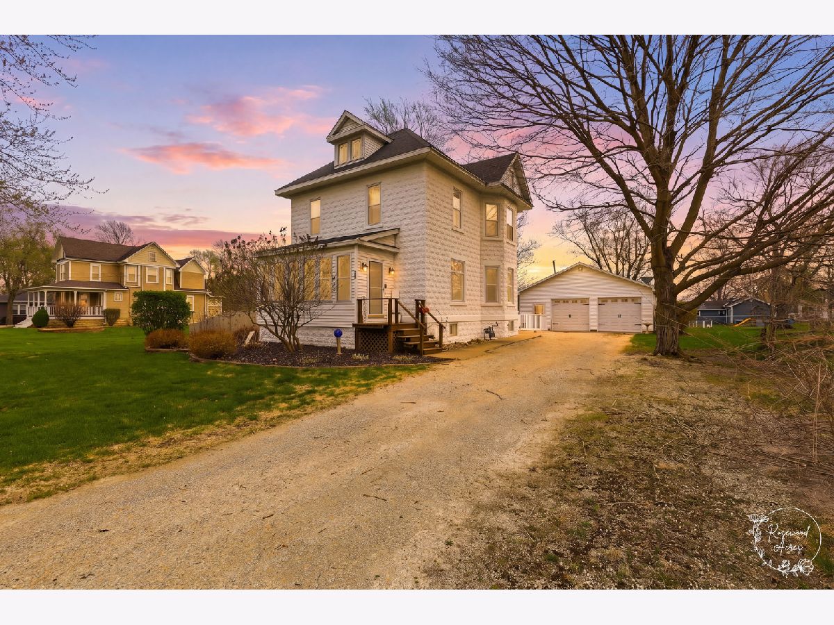  Sold Clifton Illinois, 160 Porter