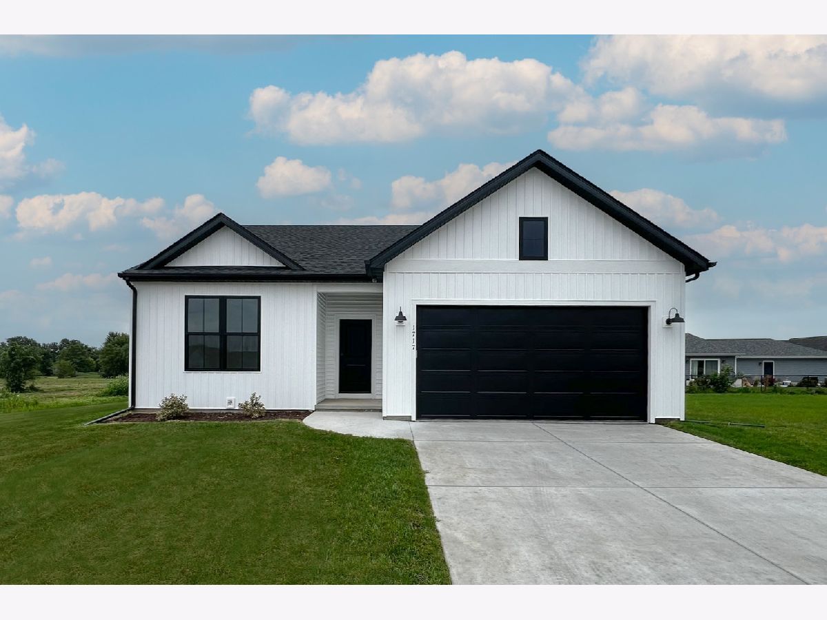  For Sale Cortland Illinois, Lot A3 Paw Paw Avenue