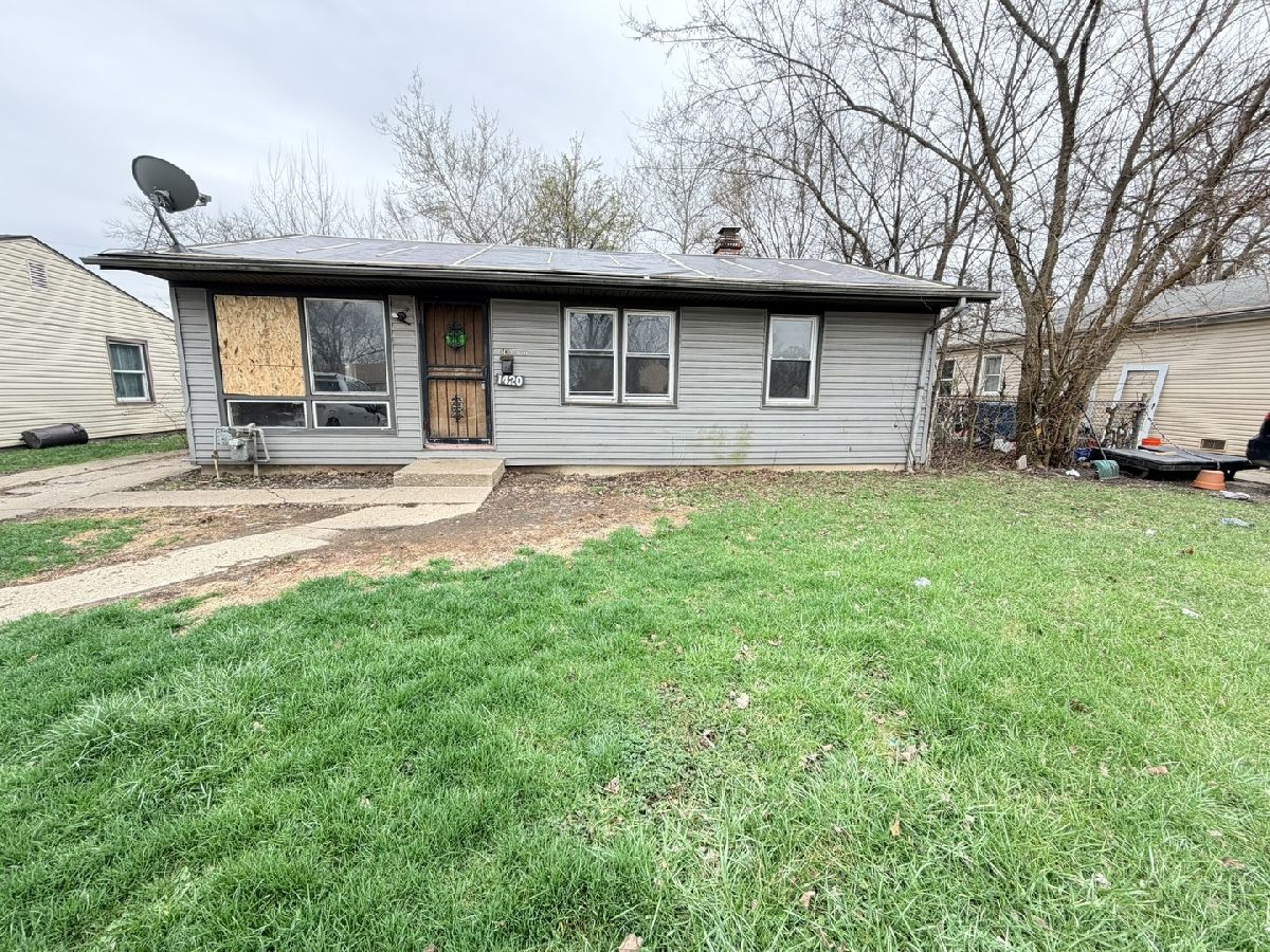  For Sale Ford Heights Illinois, 1420 15th Street