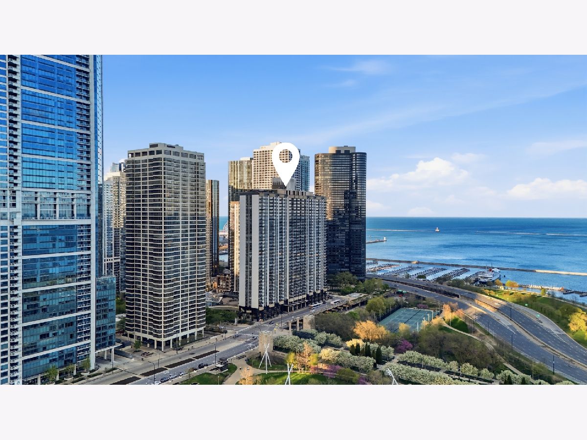 Condos & Townhomes For Sale New Eastside Chicago Illinois, 400 Randolph Street