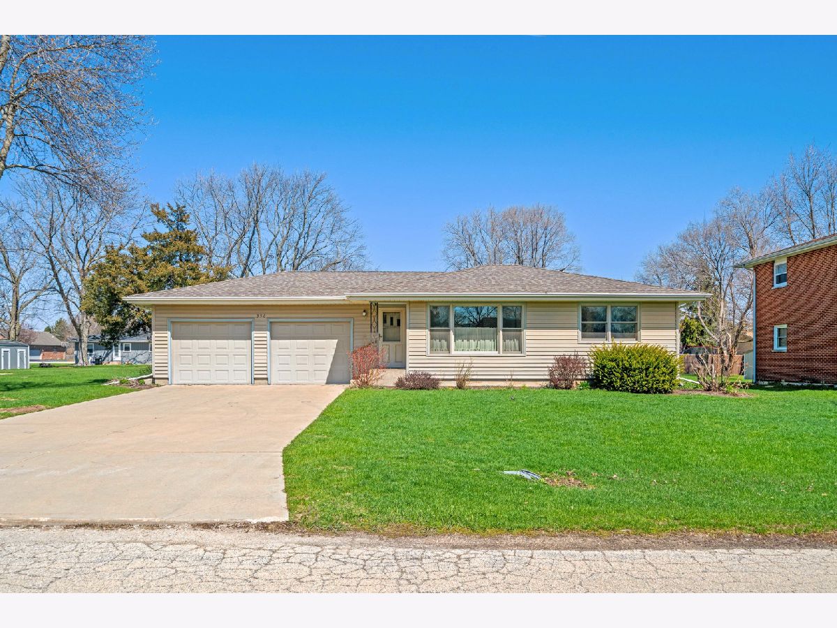  For Sale Somonauk Illinois, 356 Ann Street