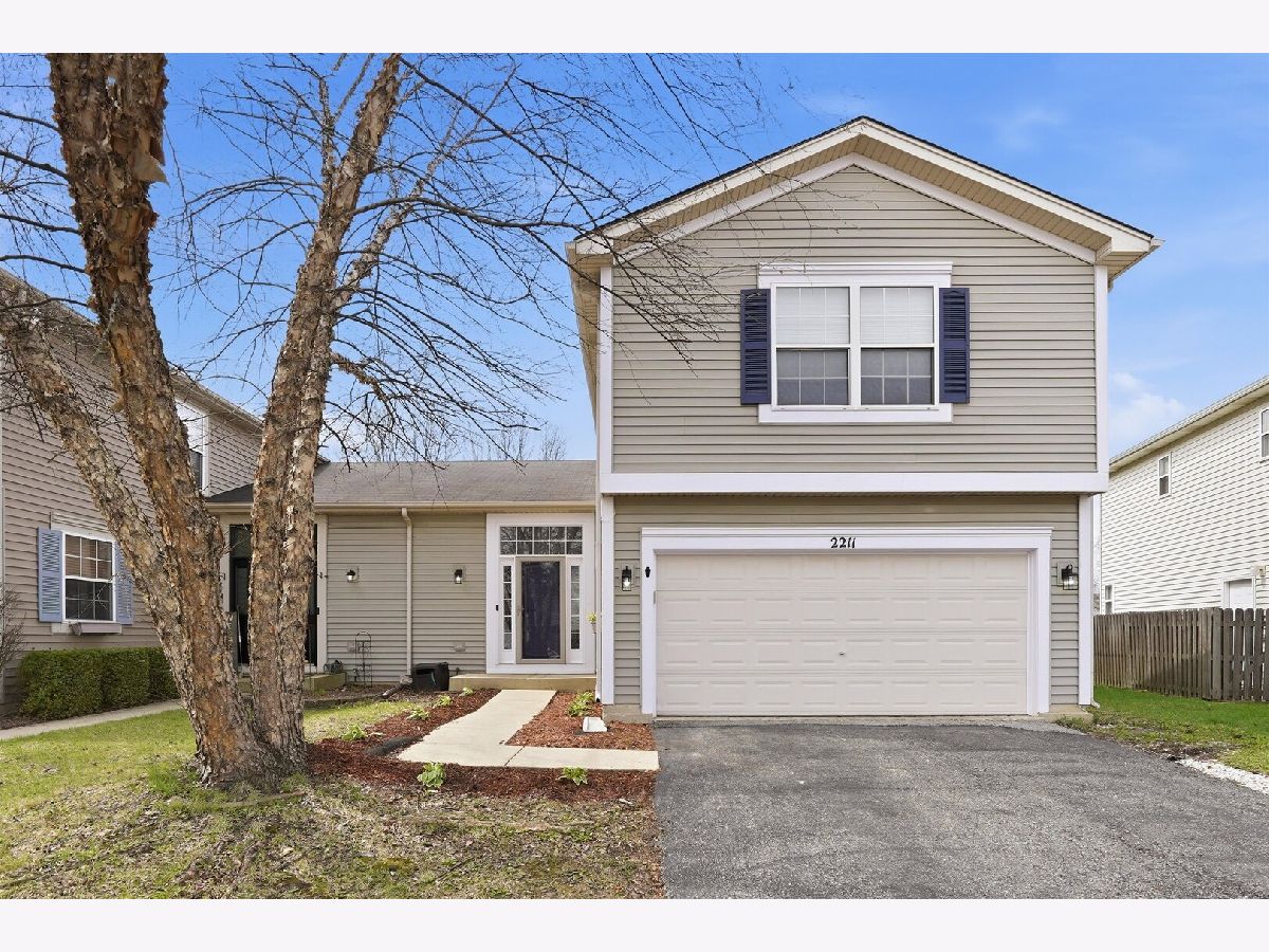  Rented Plainfield Illinois, 2211 Carpenter