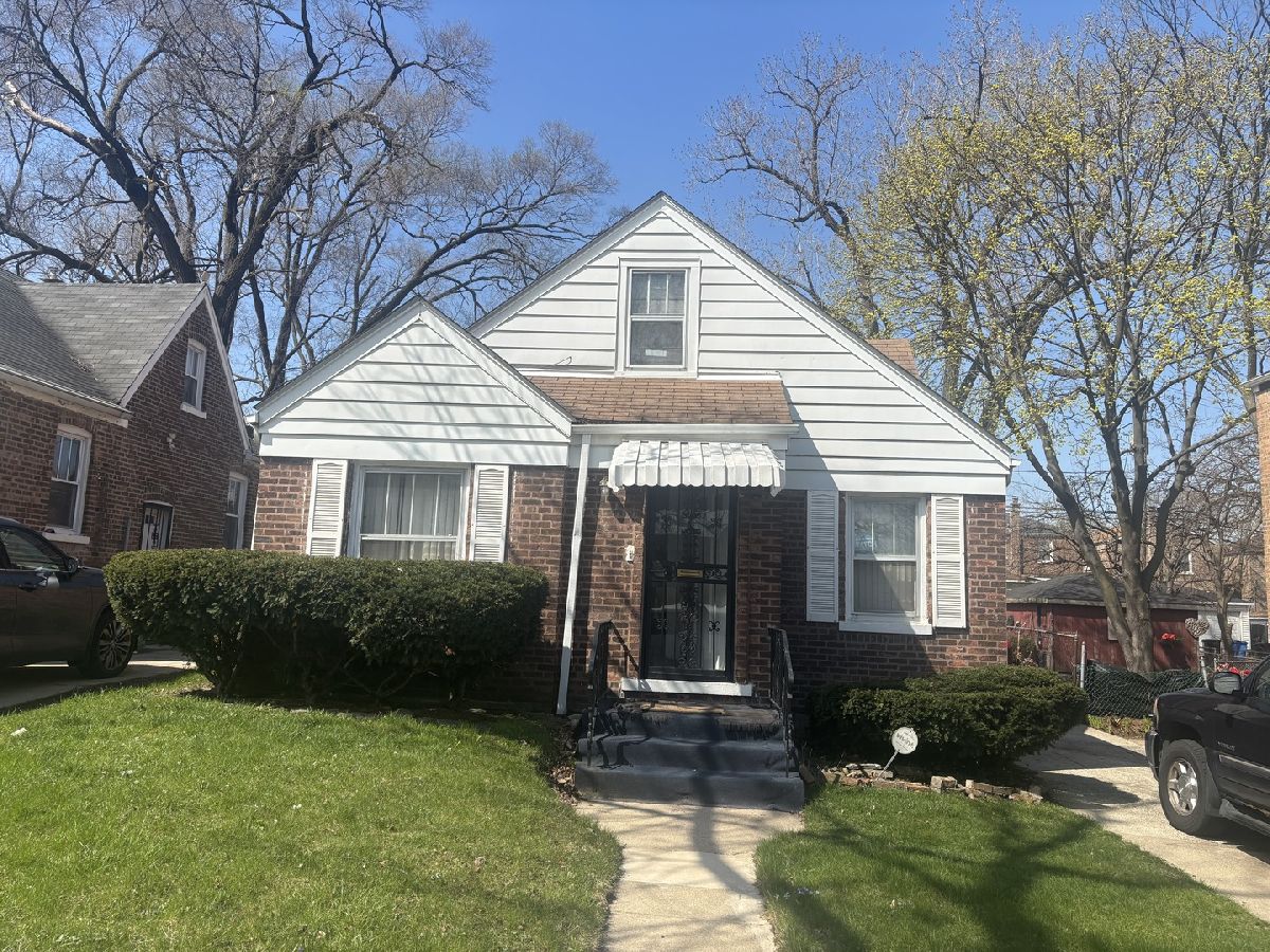  For Sale Chicago Illinois, 9738 Greenwood Avenue