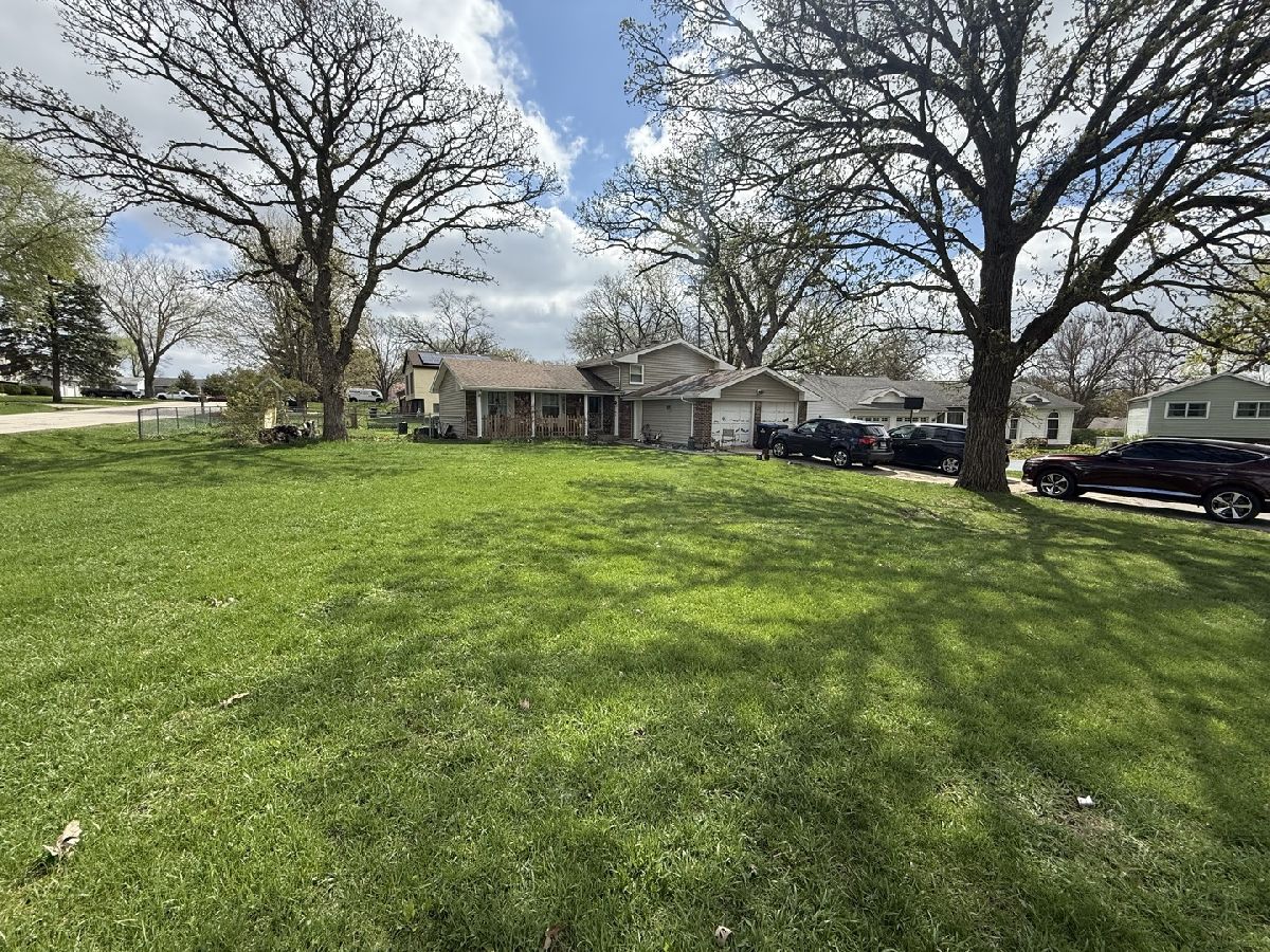 Sold Mchenry Illinois, 2311 Oakwood