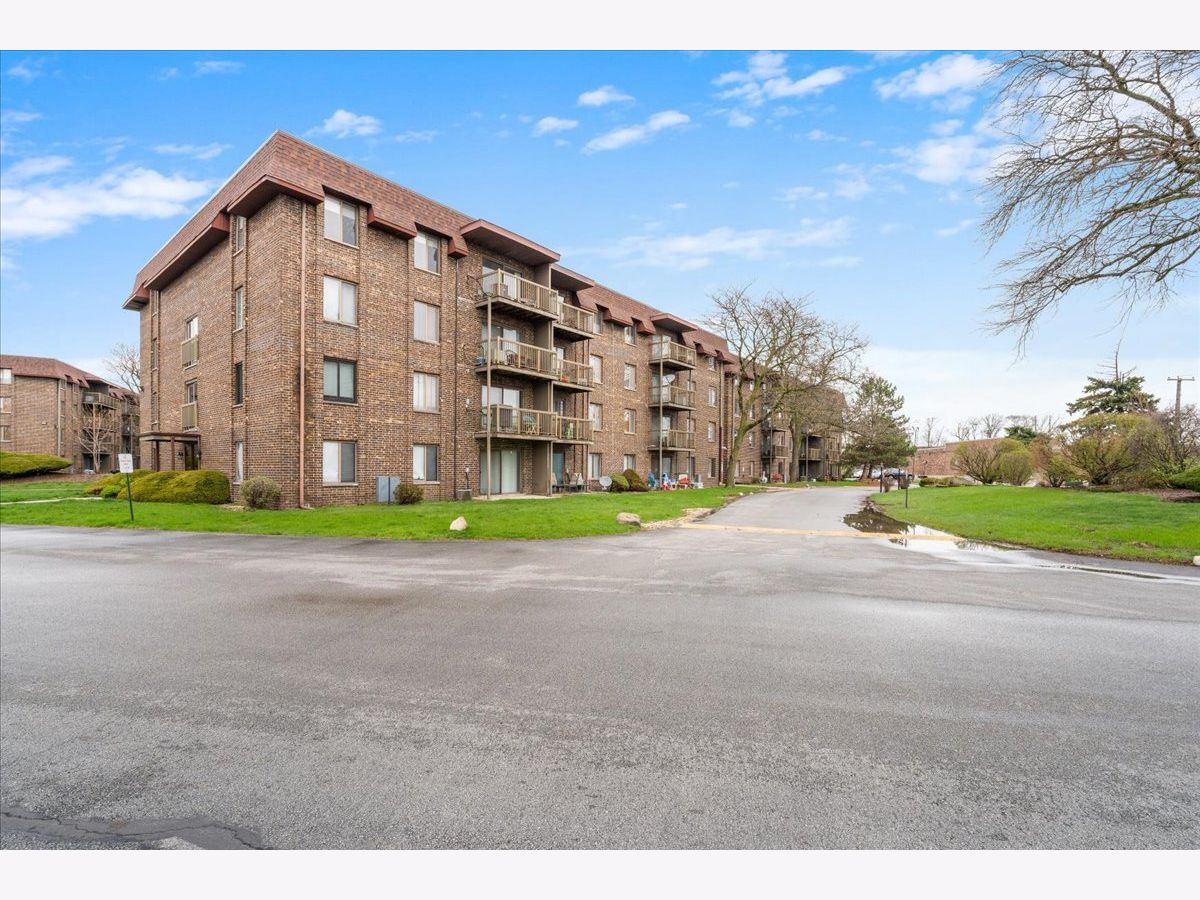  For Sale Homewood Illinois, 820 Elder Road