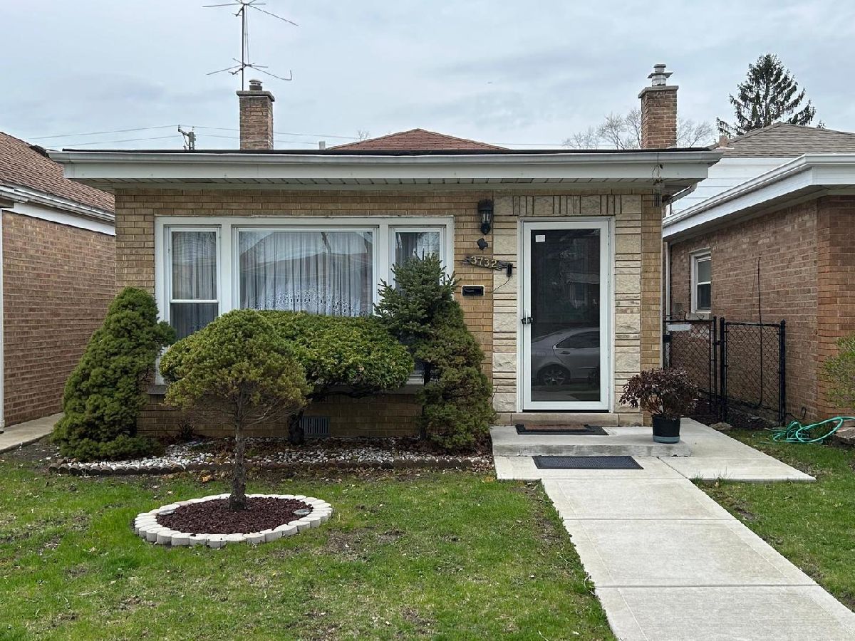  For Sale Cicero Illinois, 3732 53rd Avenue