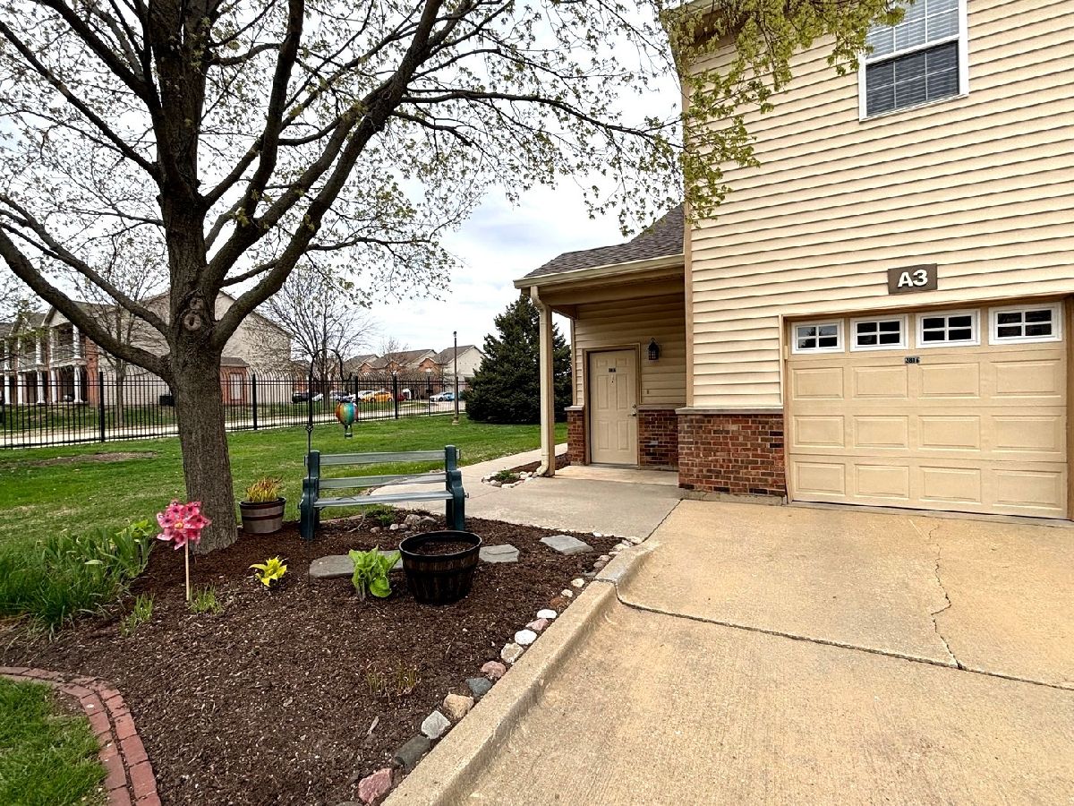  For Sale Champaign Illinois, 3818 Thornhill Circle