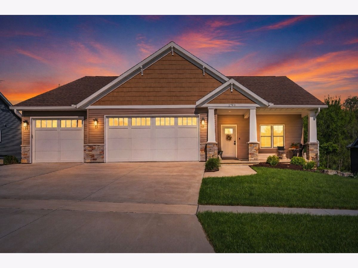  For Sale Coal Valley Illinois, 1709 6th Street A
