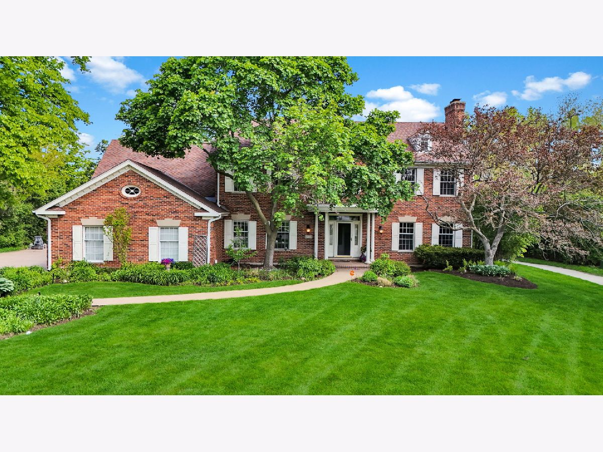  For Sale Oak Brook Illinois, 355 Trinity Lane