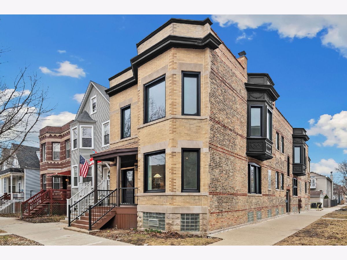  For Sale Chicago Illinois, 3354 Whipple Street