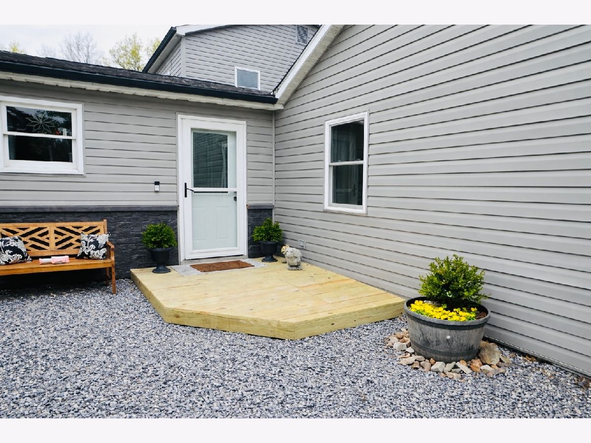  Sold Tamaroa Illinois, 229 Broadway