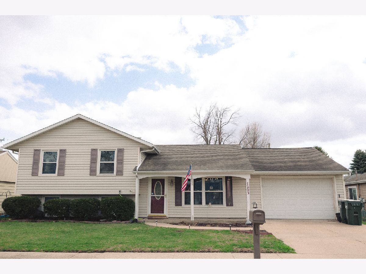  For Sale Sterling Illinois, 1203 24th Place
