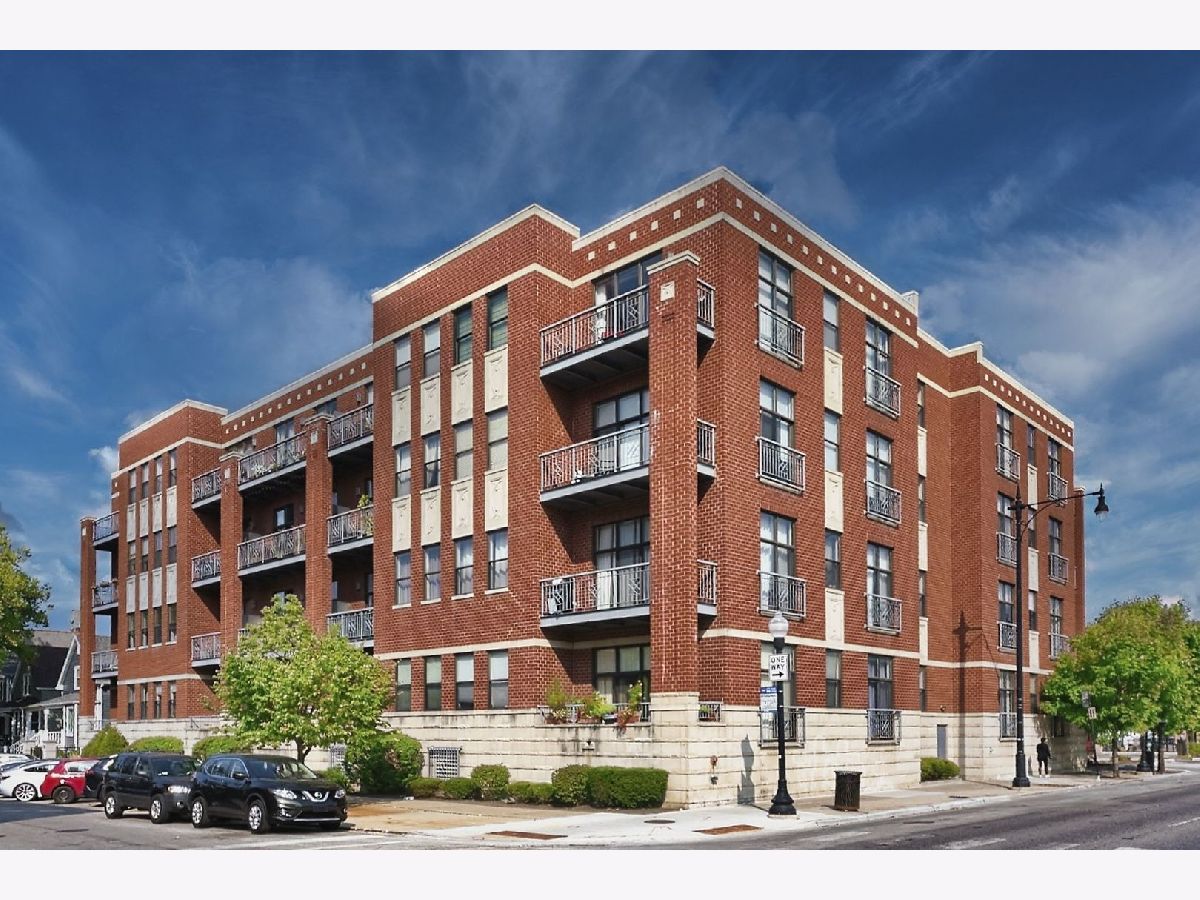  For Sale Chicago Illinois, 4011 Francisco Avenue