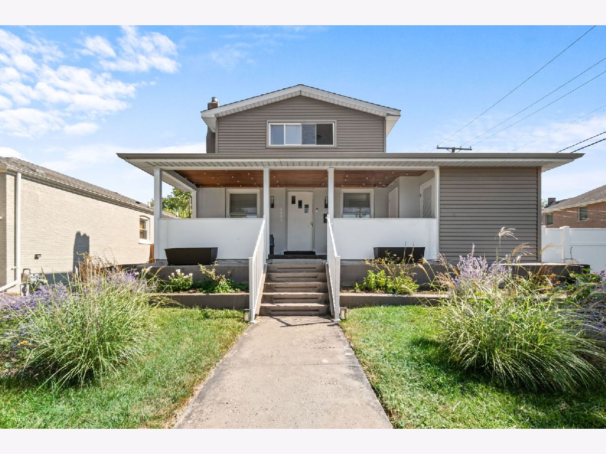  For Sale Brookfield Illinois, 4333 Blanchan Avenue