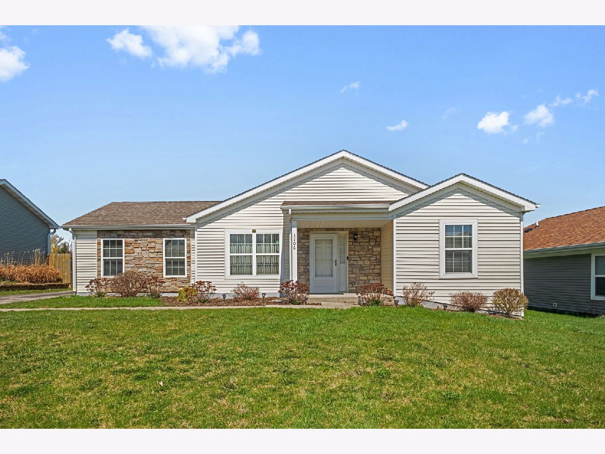  For Sale North Chicago Illinois, 1706 Kennedy Drive