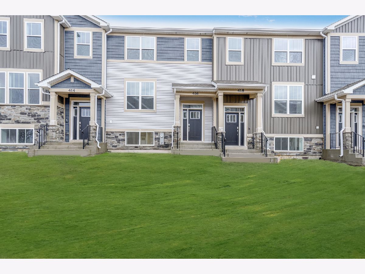 Condos & Townhomes For Sale Oaks Of Volo Volo Illinois, 416 Red Oak Circle