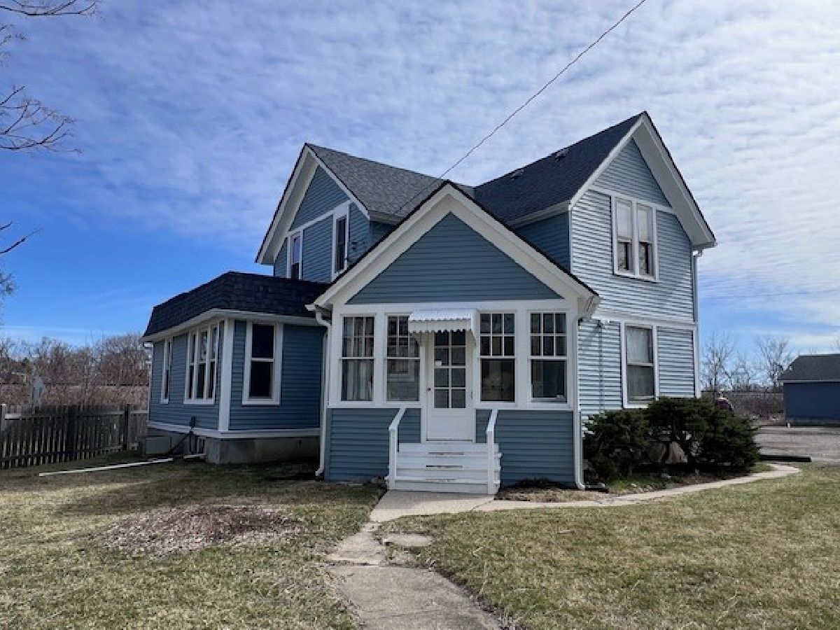  For Rent Woodstock Illinois, 317 Lake