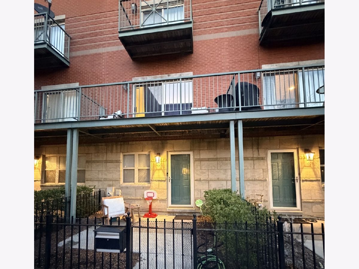  For Sale Chicago Illinois, 4530 Woodlawn Avenue