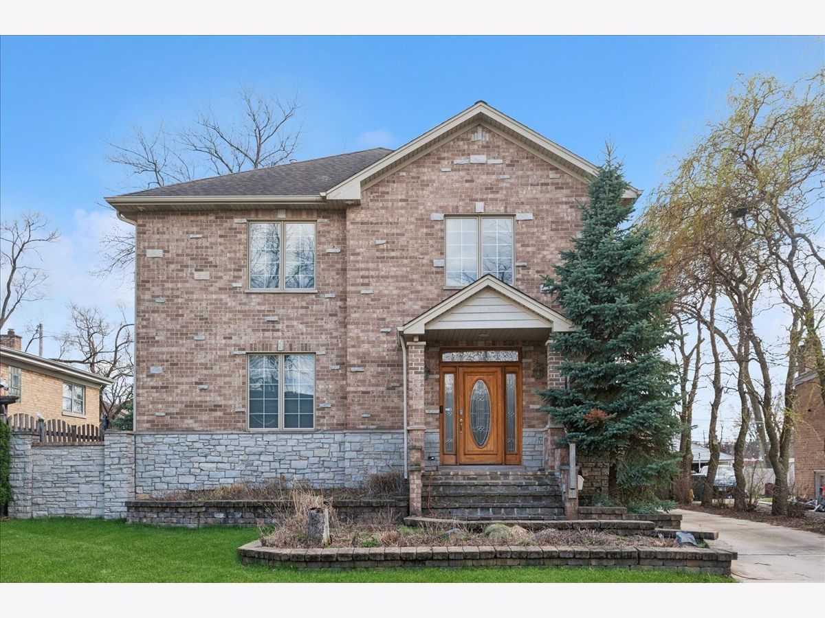  For Sale Glenview Illinois, 4549 Larch Avenue