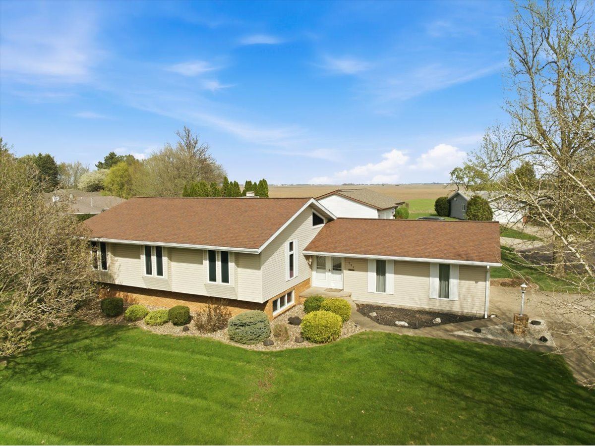  For Sale Minier Illinois, 504 School Street