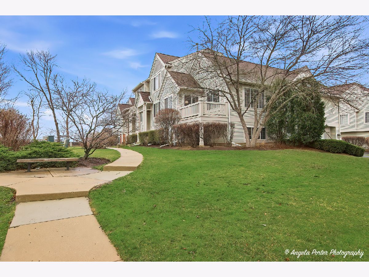  For Sale Cary Illinois, 324 New Haven Drive