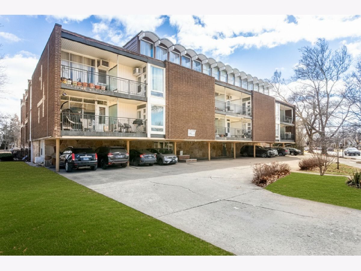 For Rent Chicago Illinois, 6121 Higgins