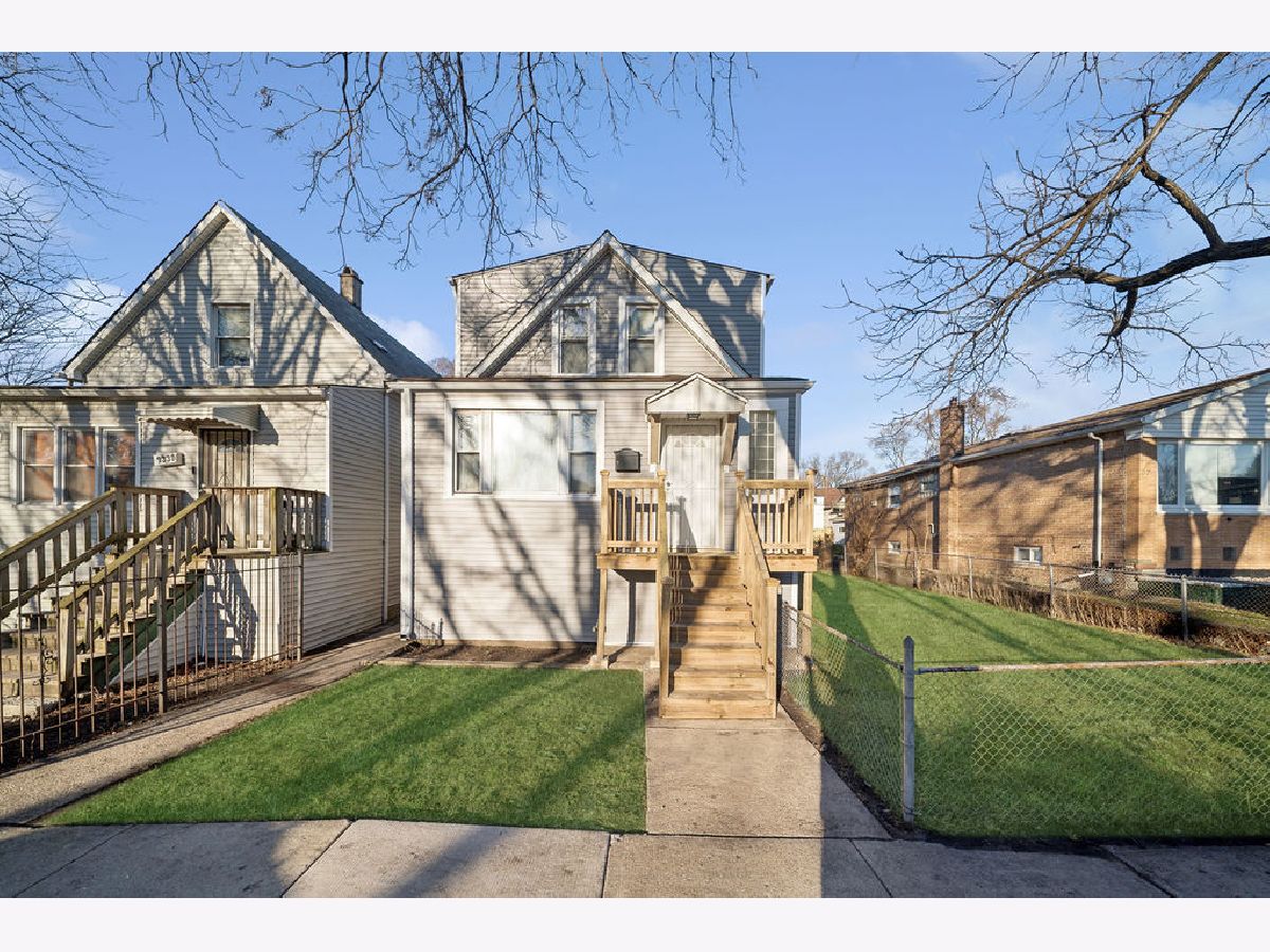  For Sale Chicago Illinois, 9328 Paxton Avenue