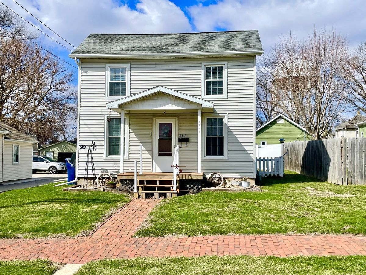  For Sale Lasalle Illinois, 837 Gooding Street