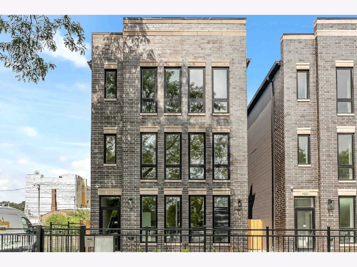  For Rent Chicago Illinois, 5434 Michigan