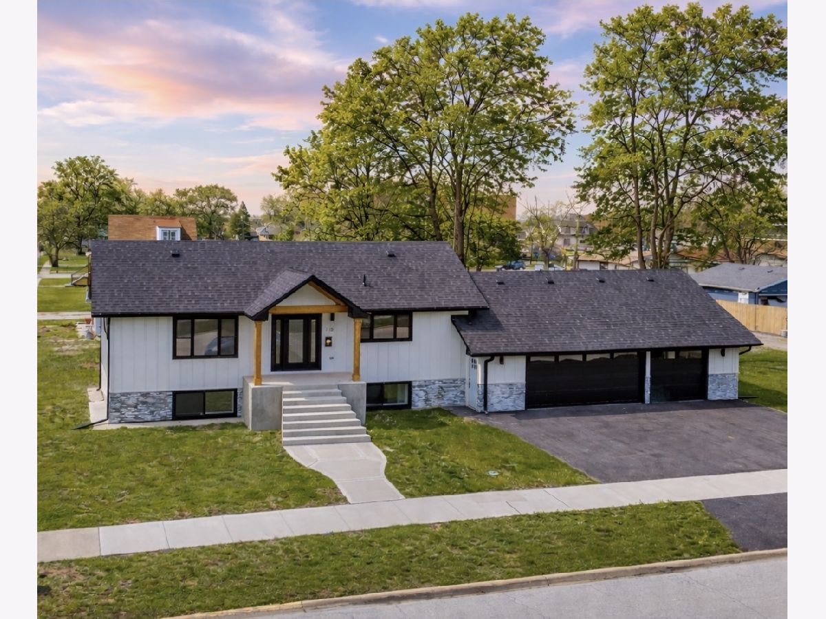  For Sale Phoenix Illinois, 718 E 152nd Street