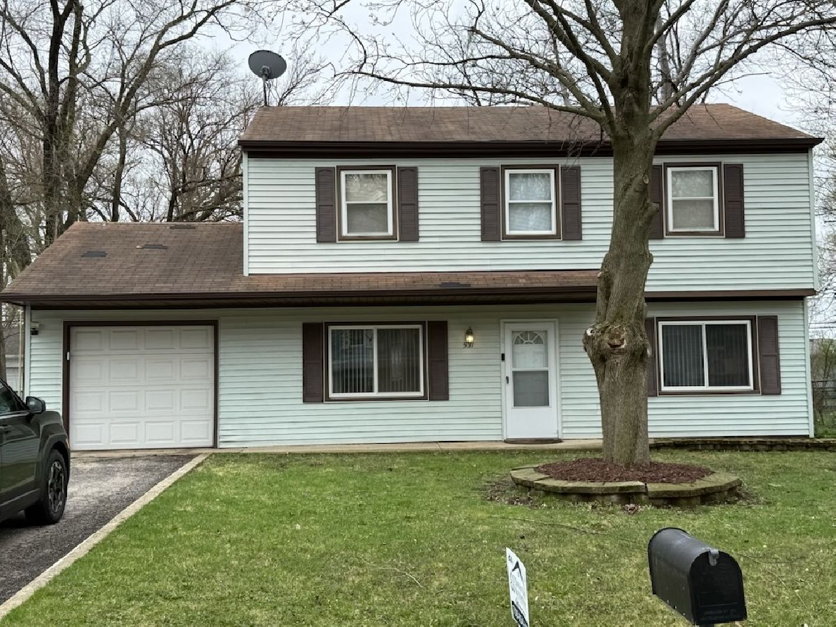  For Sale Bolingbrook Illinois, 531 Redwood Road