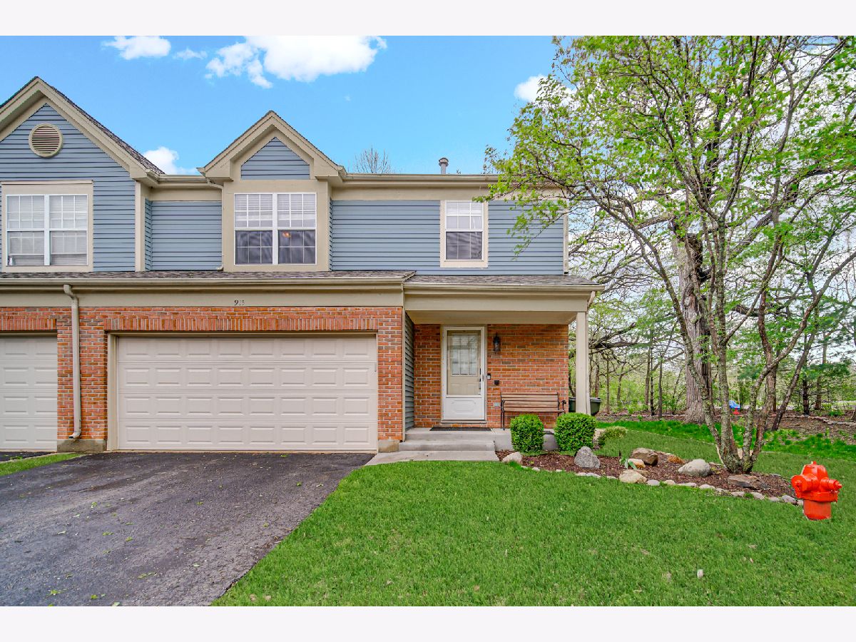  For Sale Algonquin Illinois, 915 Old Oak Circle