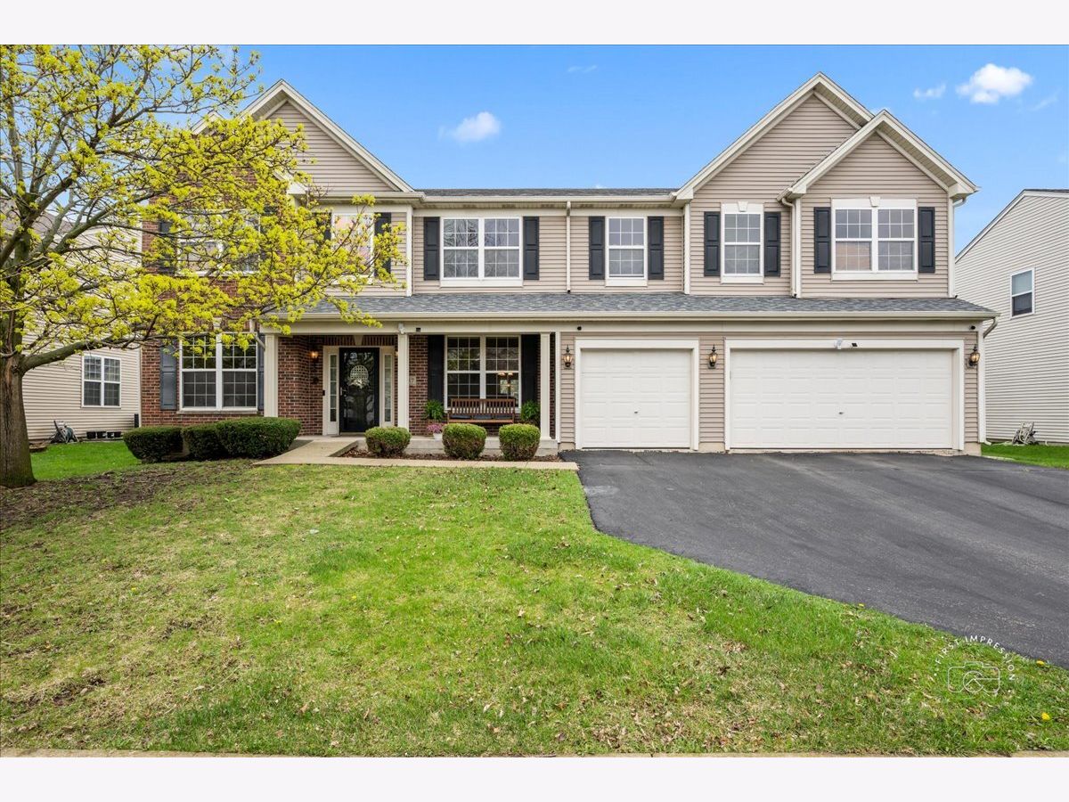  For Sale Bolingbrook Illinois, 257 Hanburg Lane
