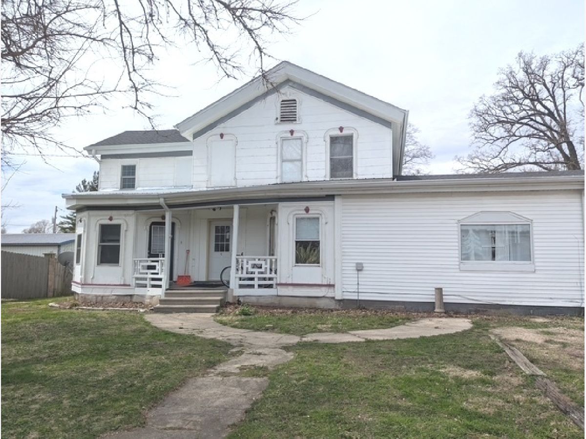  For Sale Earlville Illinois, 302 Ottawa Street