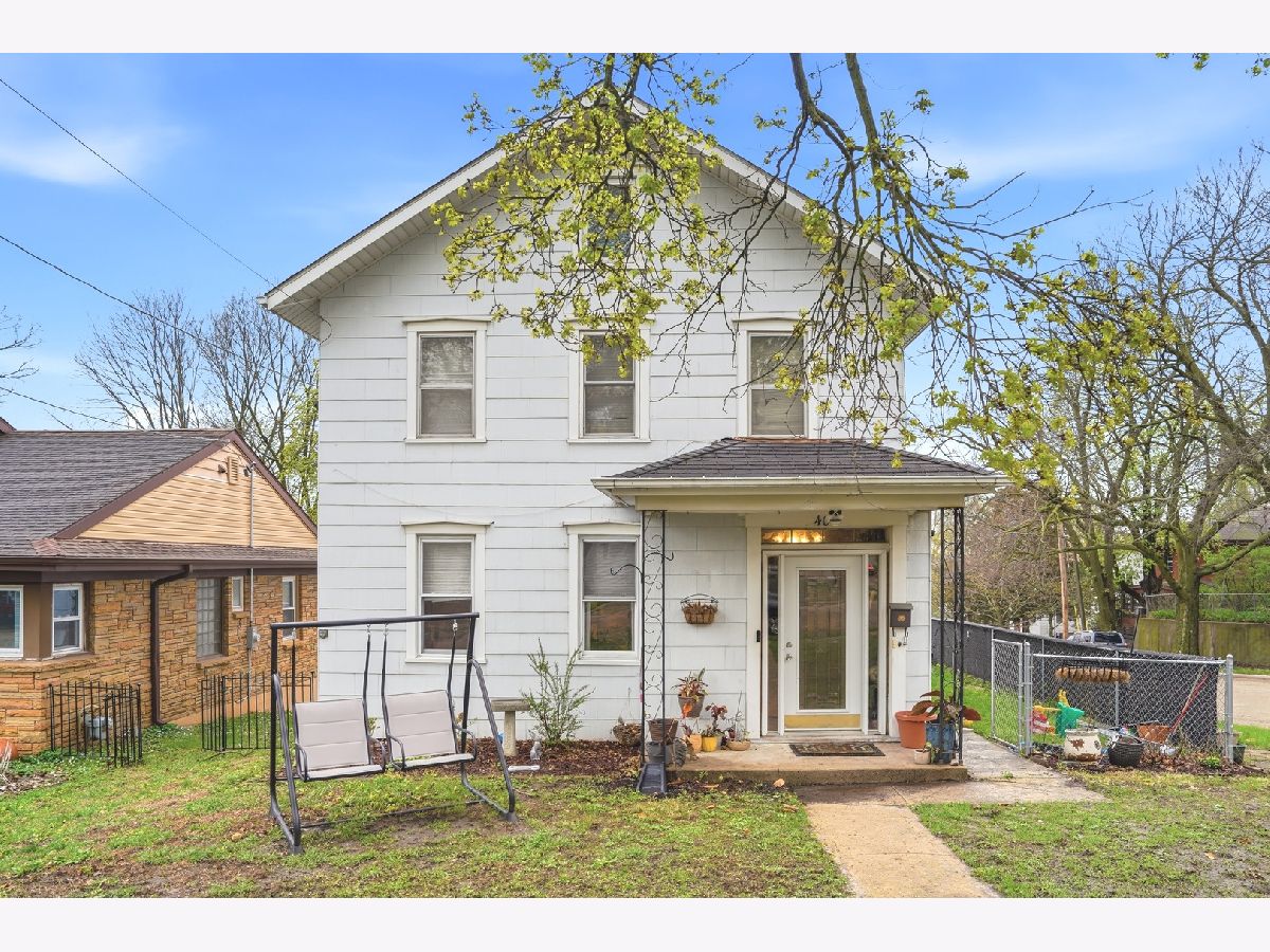  For Sale Dixon Illinois, 401 Crawford Avenue