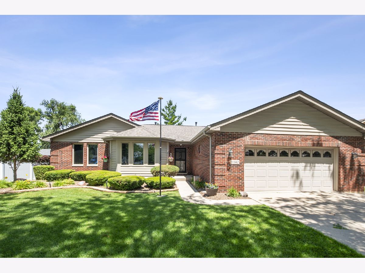 Homes For Sale Timbers West Tinley Park Illinois, 9342 Sutton Place