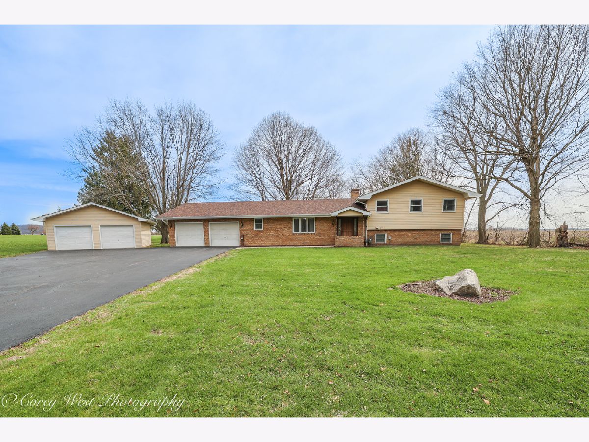  For Sale Elburn Illinois, 1S069 Green Road